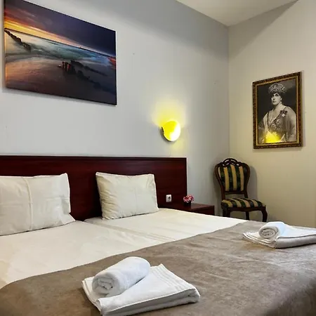 Hotel Central Balchik Ξενοδοχείο Μπαλτσίκ