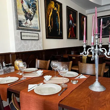 Otel Hotel Central Balchik 2*