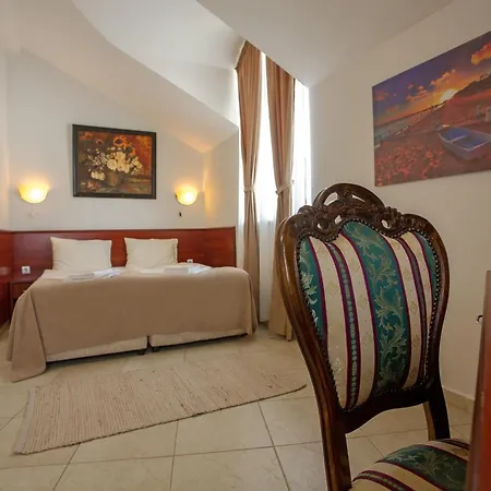 Otel Hotel Central Balchik