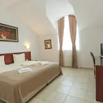 Hotel CENTRAL Balchik Baltschik