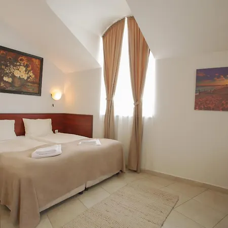 Hotel Central Balchik 2* Balčik